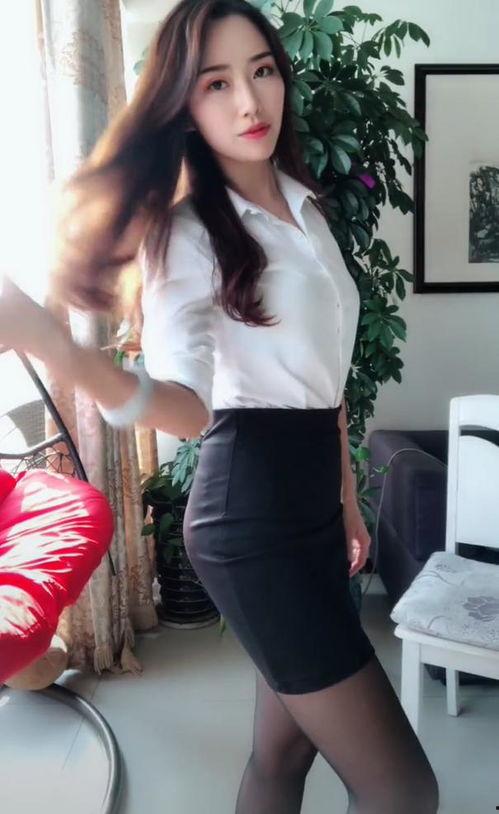 国产制服丝袜AV不卡在线观看,高清不卡，在线畅享