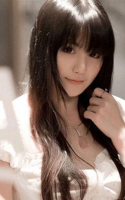 漂亮国产美女自扣在线,惊艳时光的美丽瞬间